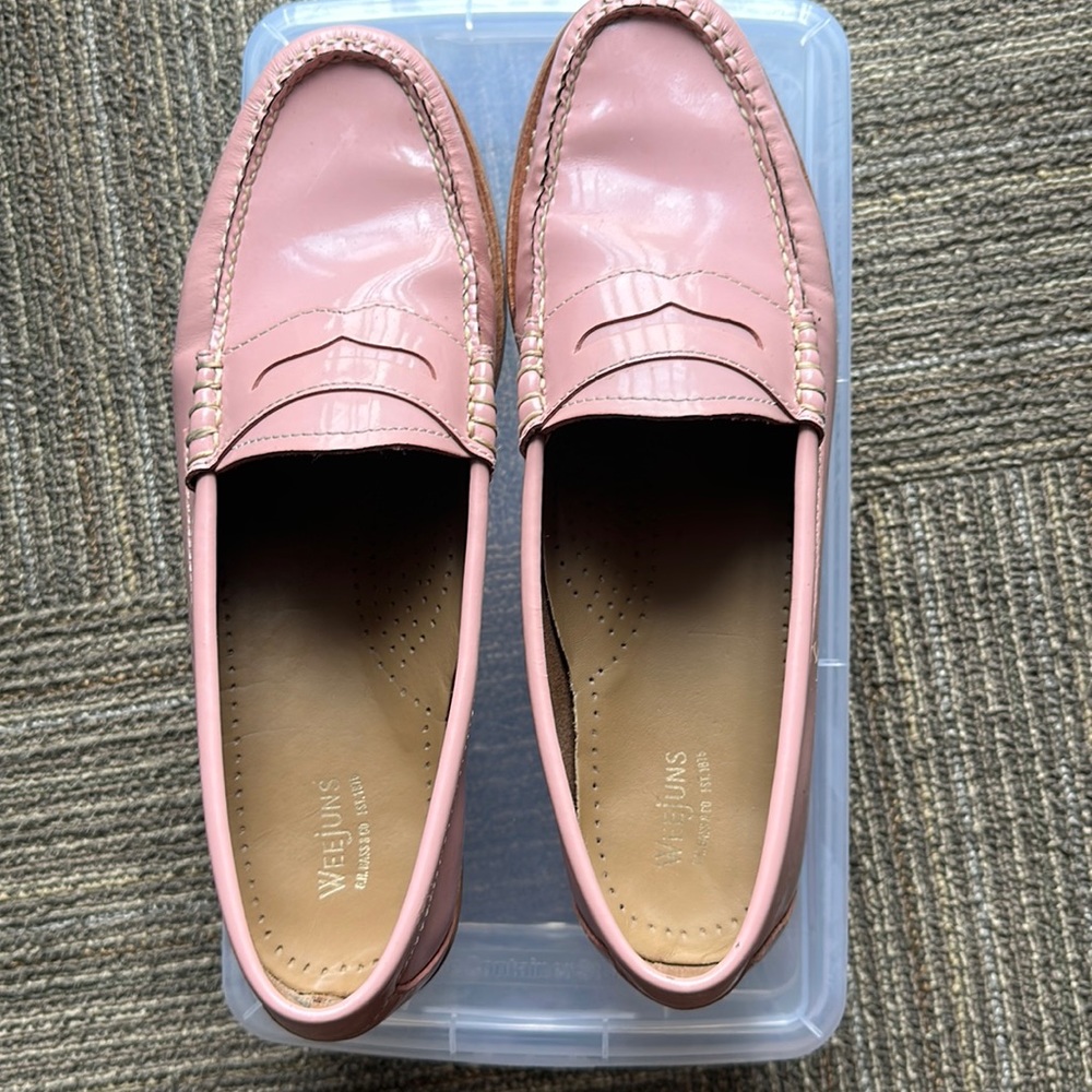 Bass Wejuns Penny Loafers